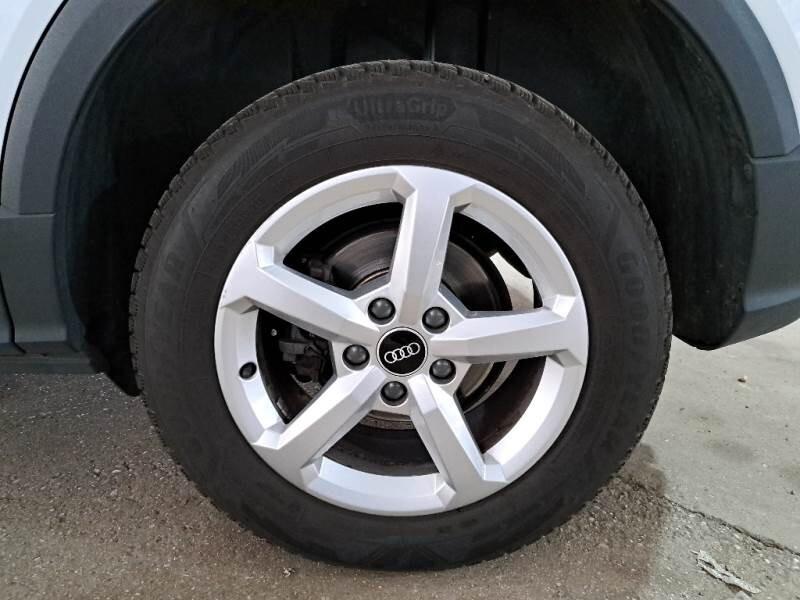 Audi Q2 35 TDI quattro S tronic Business