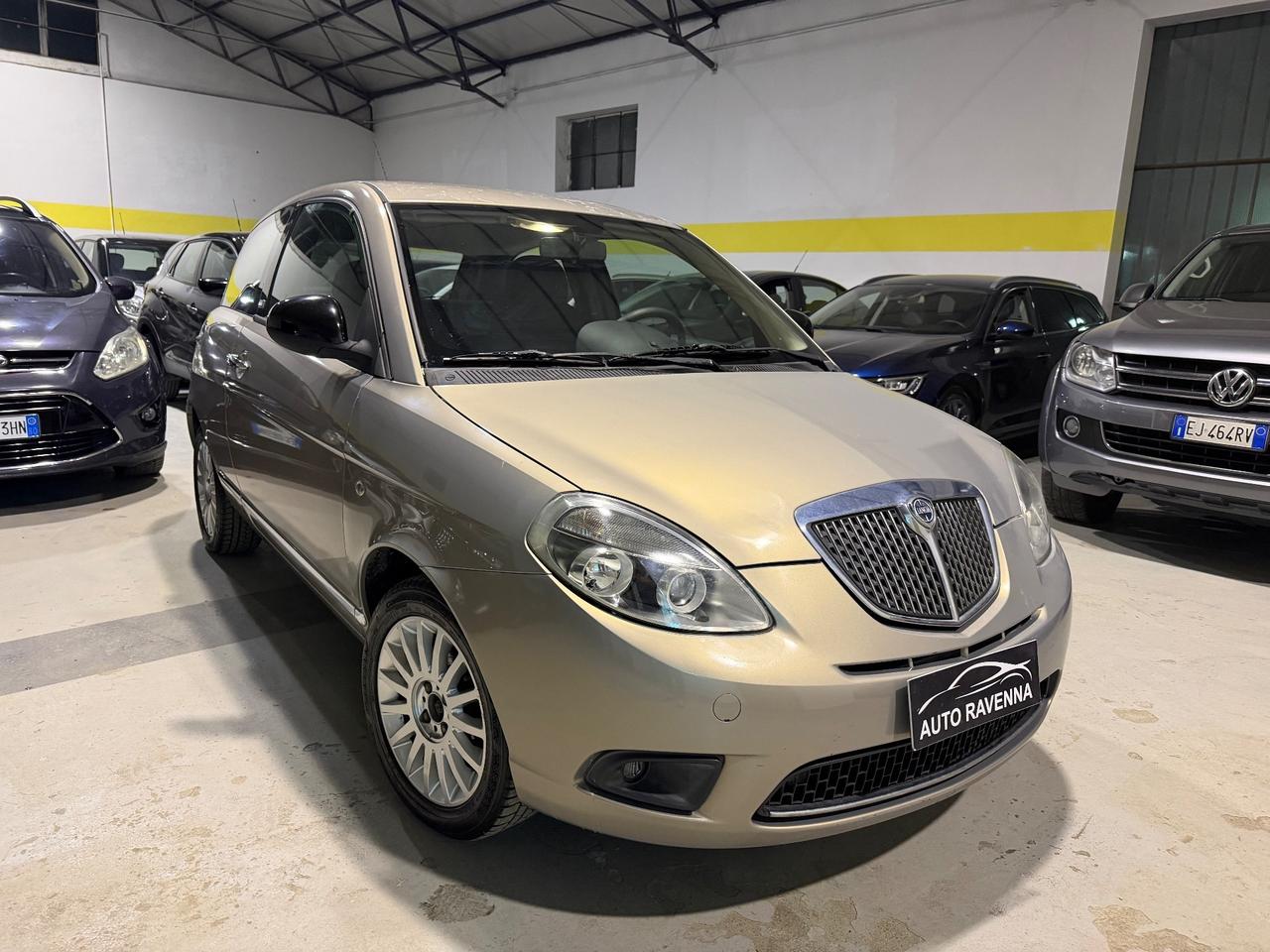 Lancia Ypsilon 1.2 69 CV 5 porte GPL Ecochic Platinum
