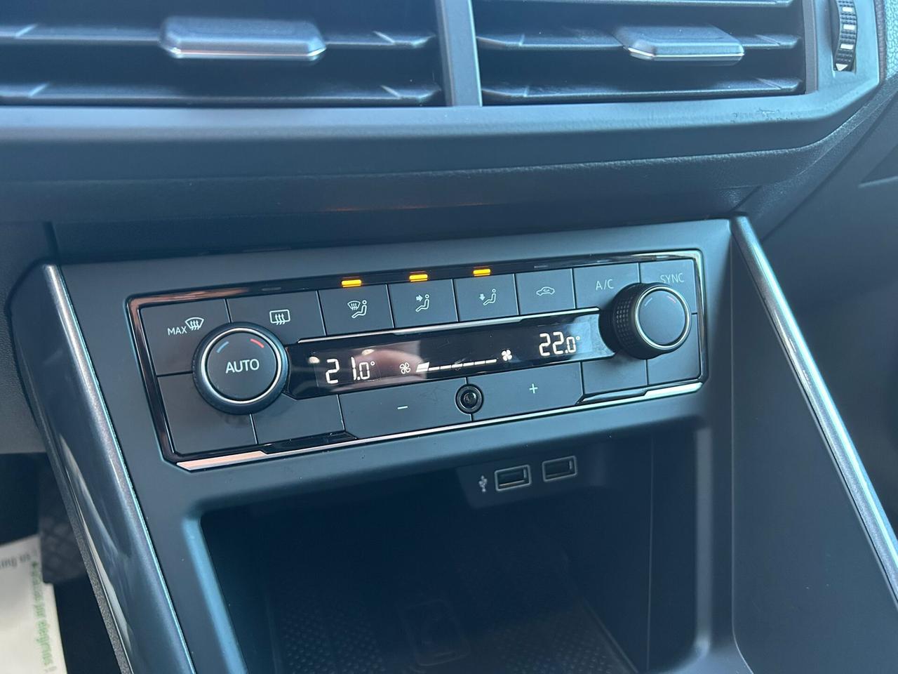 Volkswagen Polo 1.0 TSI 95Cv R-LINE COCKPIT-2018