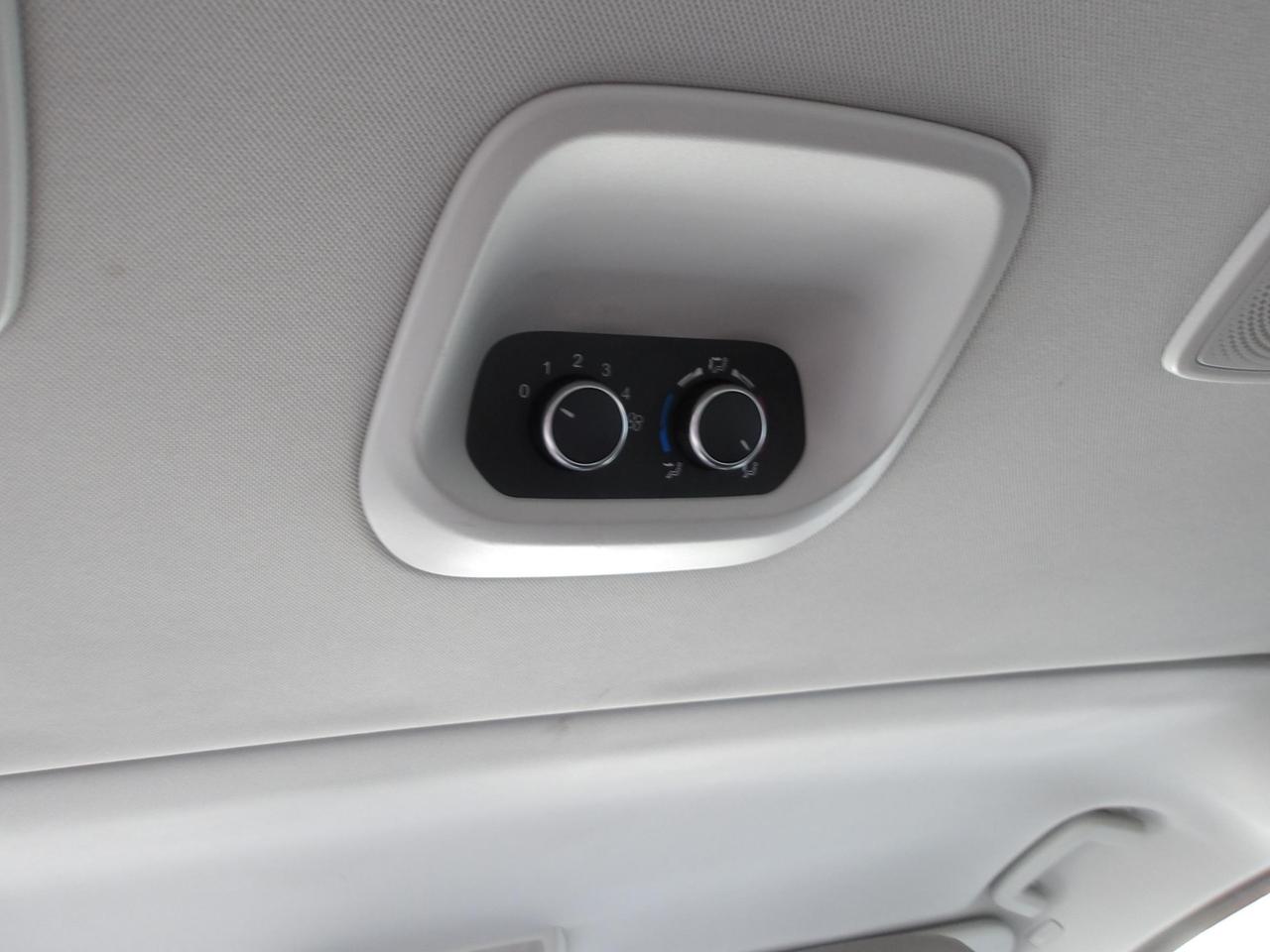 FORD TOURNEO CUSTOM 9 POSTI 320 2.0 tdci 105cv