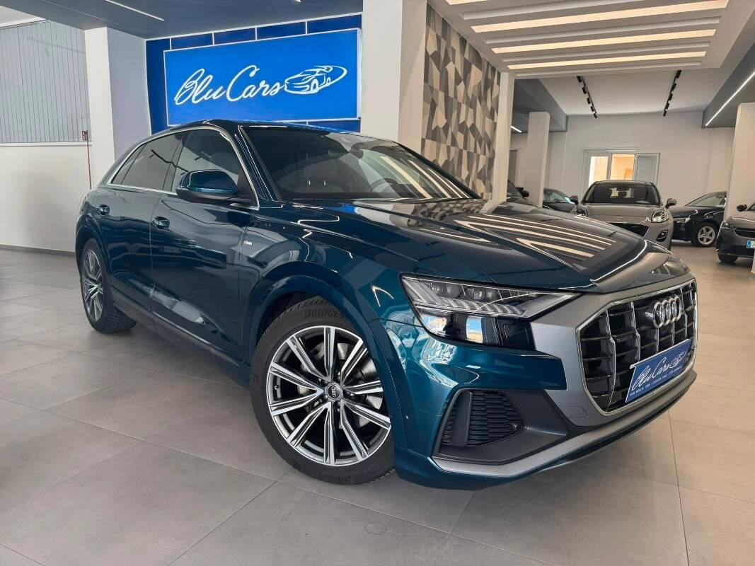 Audi Q8 50 3.0 tdi mhev quattro tiptronic