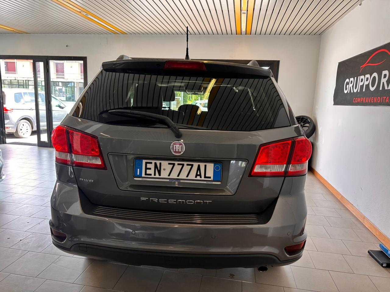 Fiat Freemont 2.0 Mjt 170 CV 4x4 aut. BLACK CODE