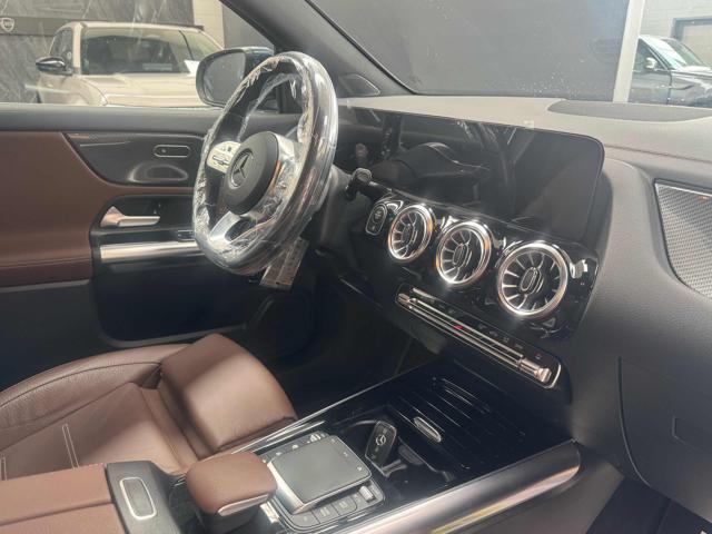 MERCEDES-BENZ GLA 200 d Automatic Premium