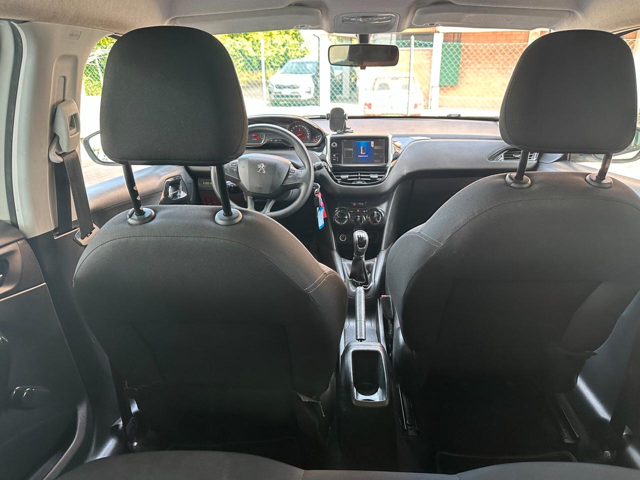Peugeot 208 1.2 VTi 82 CV (12 RATE)