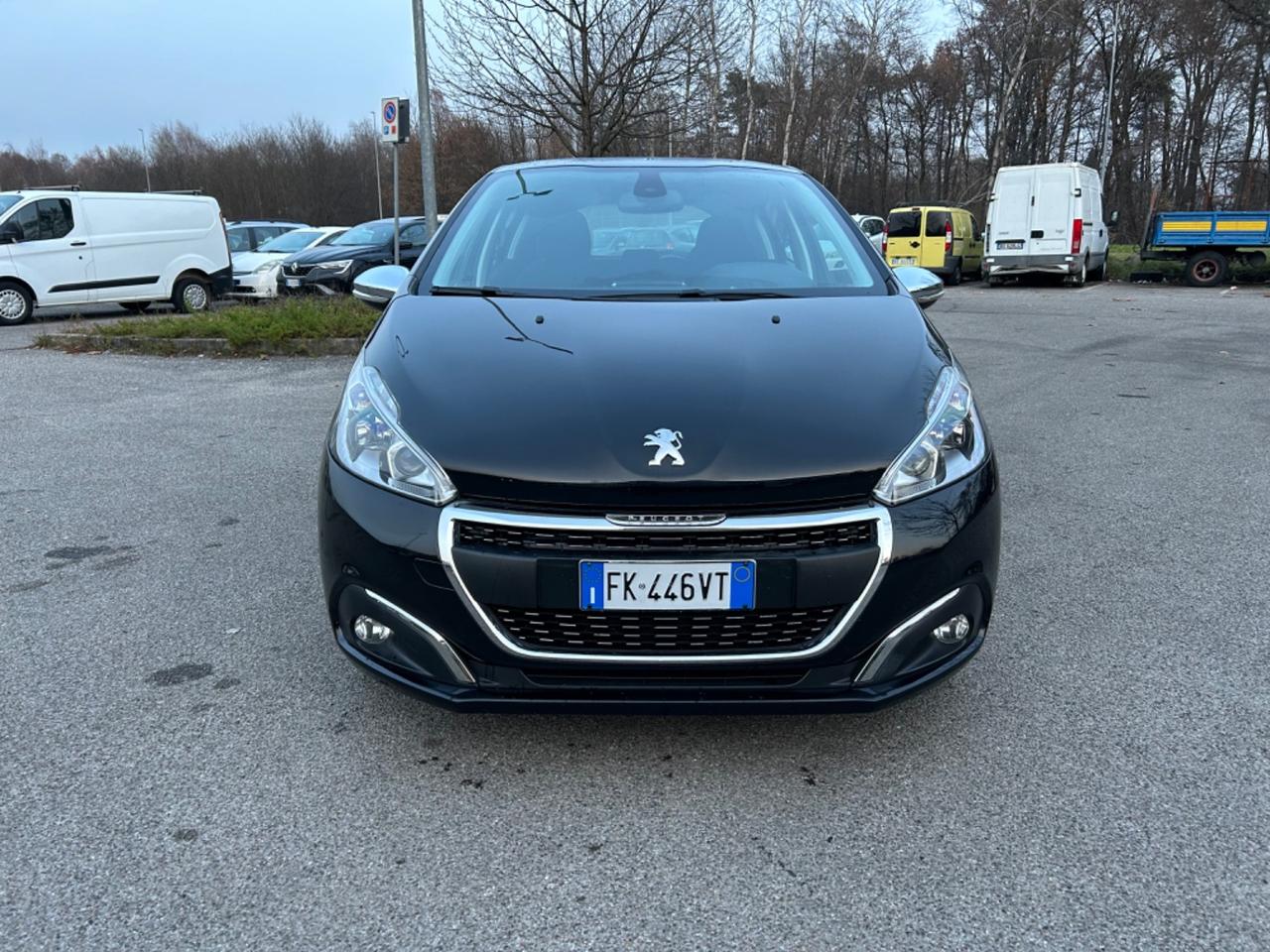 Peugeot 208 PureTech 82 5 porte Allure* Neo patentati *