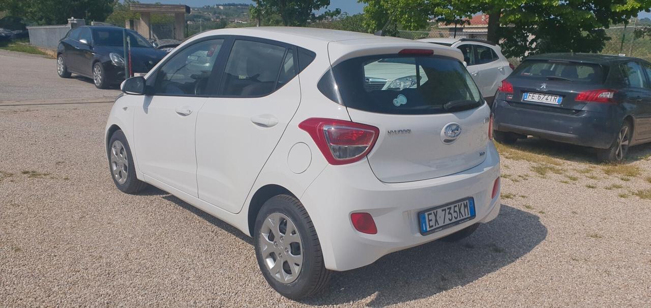 Hyundai i10 1.0 LPGI Econext Sound Edition
