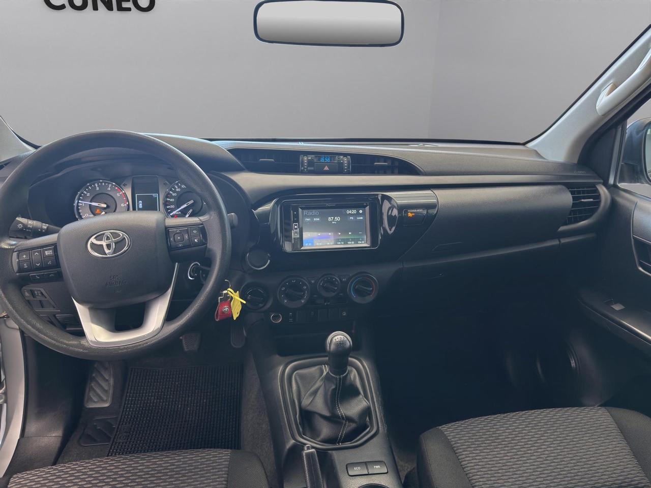 Toyota Hilux 2.4 d-4d extra cab Comfort 4wd