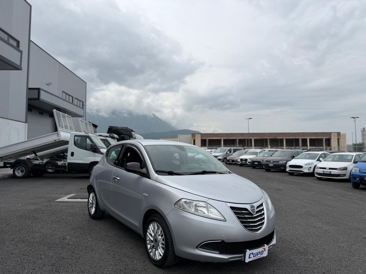 Lancia Ypsilon 1.3 MJT 16V 95 CV 5 porte S&S Gold