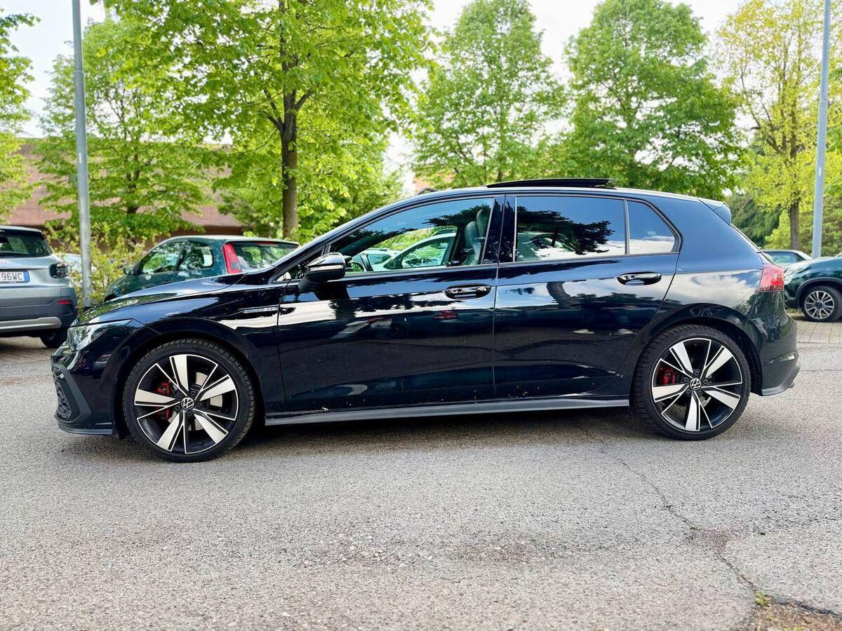 Volkswagen Golf 2.0 tdi GTD 200cv dsg