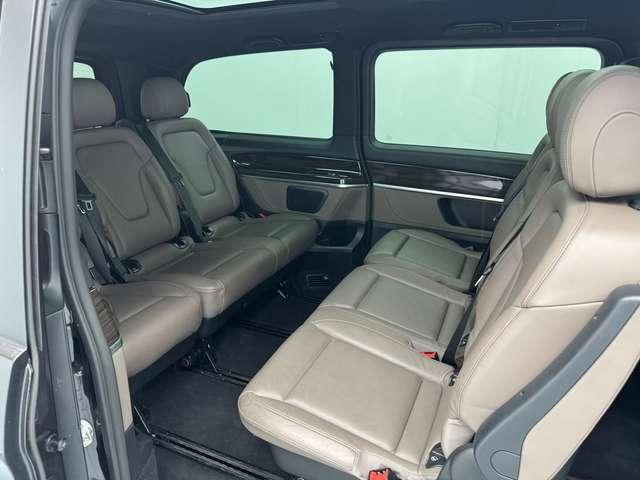 Mercedes-Benz V 300 d *Pronta Consegna* LONG AVANTGARDE 8P AMG 4MATIC