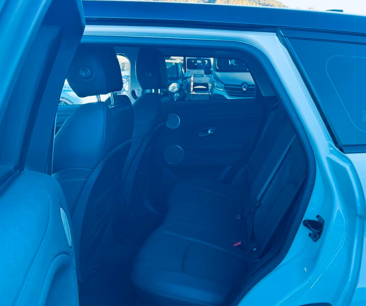 Land Rover Range Evoque 2.0 TD4 150 CV 5p. Pure