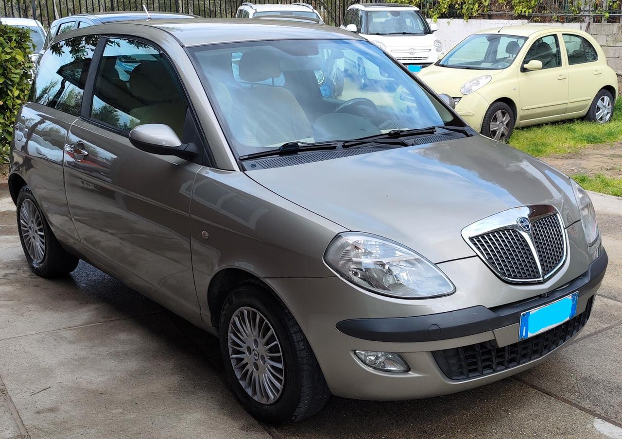 Lancia Ypsilon 1.3 Multijet 16V Argento