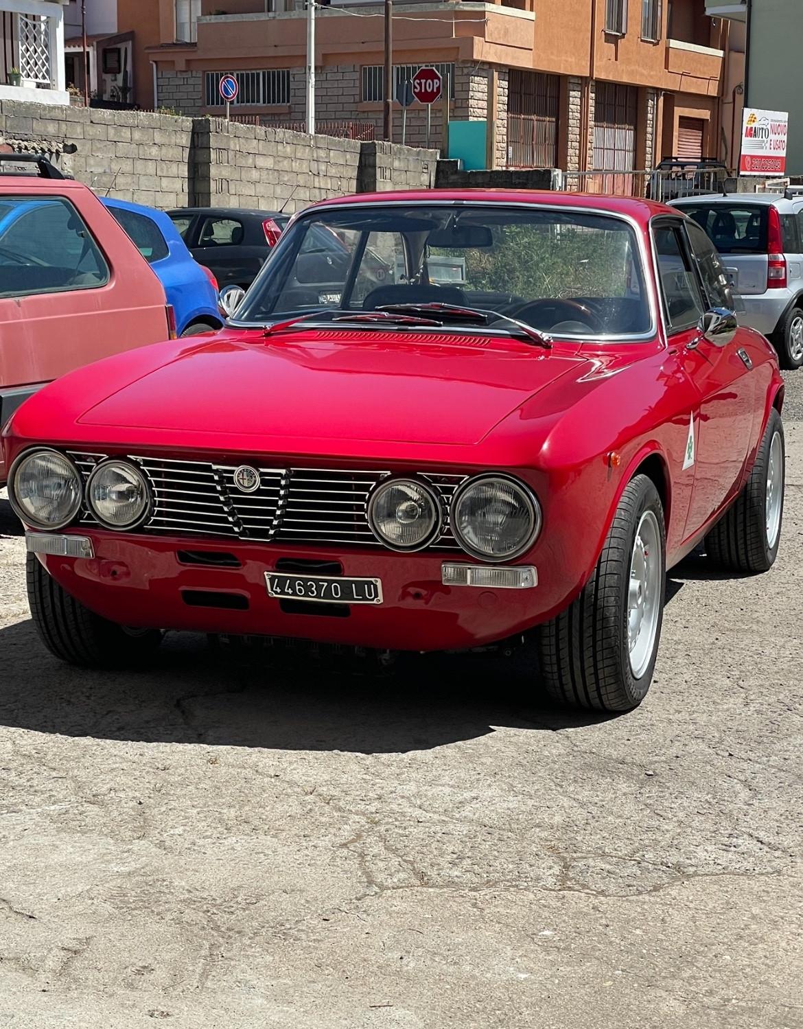 Alfa Romeo Giulia gt junior 1.3 con motore 2.0