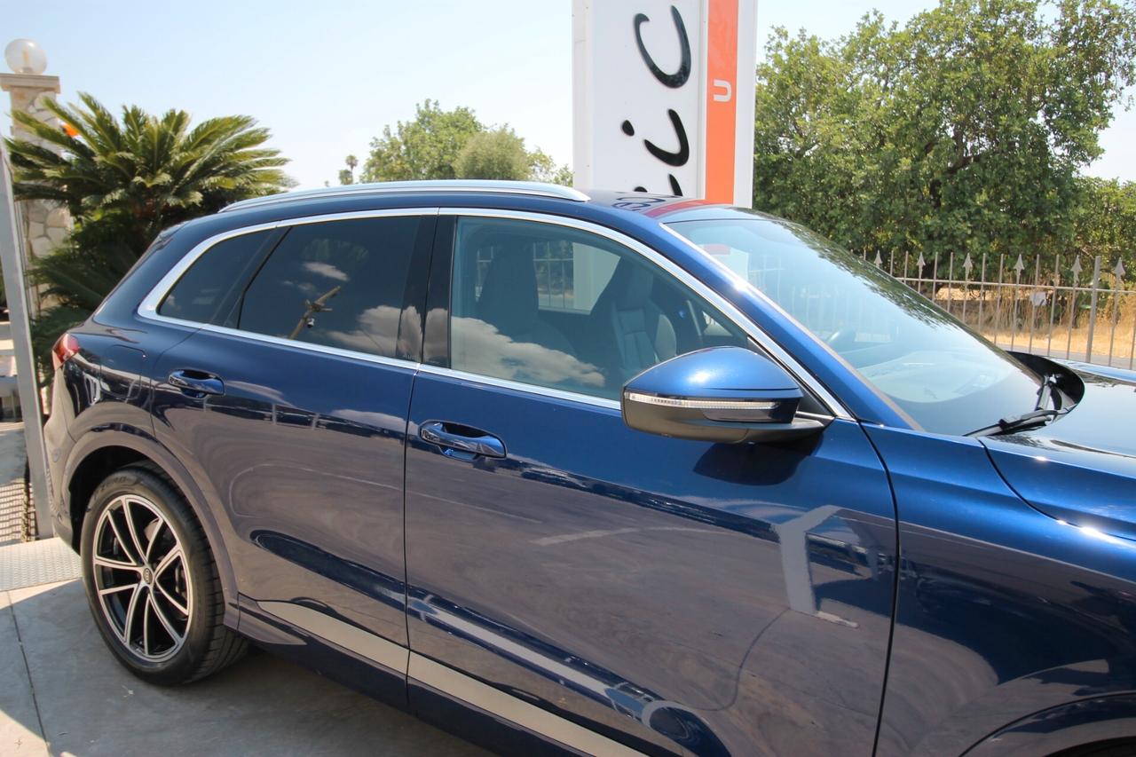 Audi Q5 40 TDI S tronic Launch edition line 2025