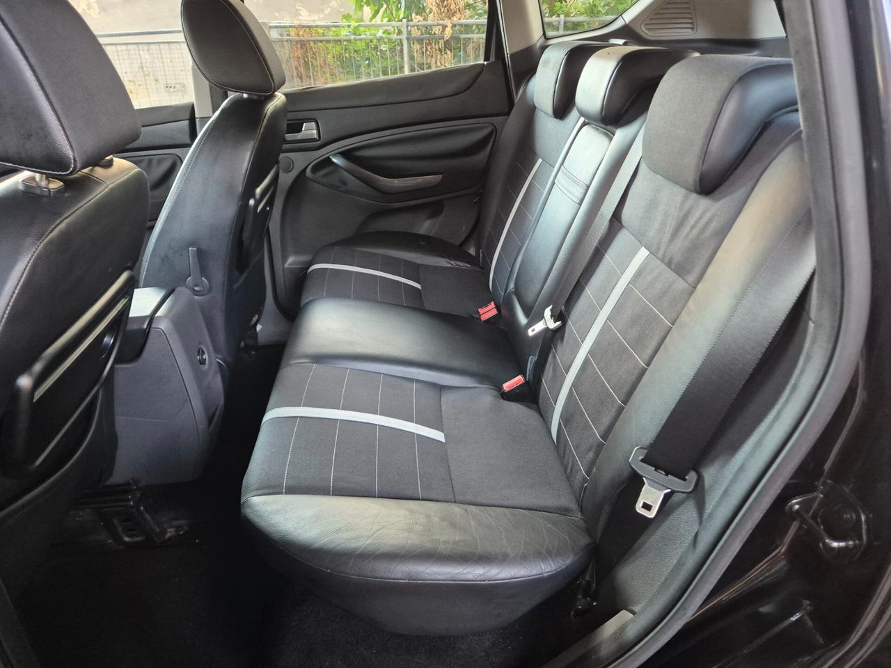 FORD KUGA 2.0 DIESEL 4X4 NUOVISSIMA DI TUTTO