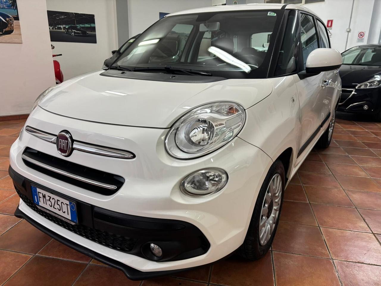FIAT 500L 10/2017 1.3 MJT 130.000 KM