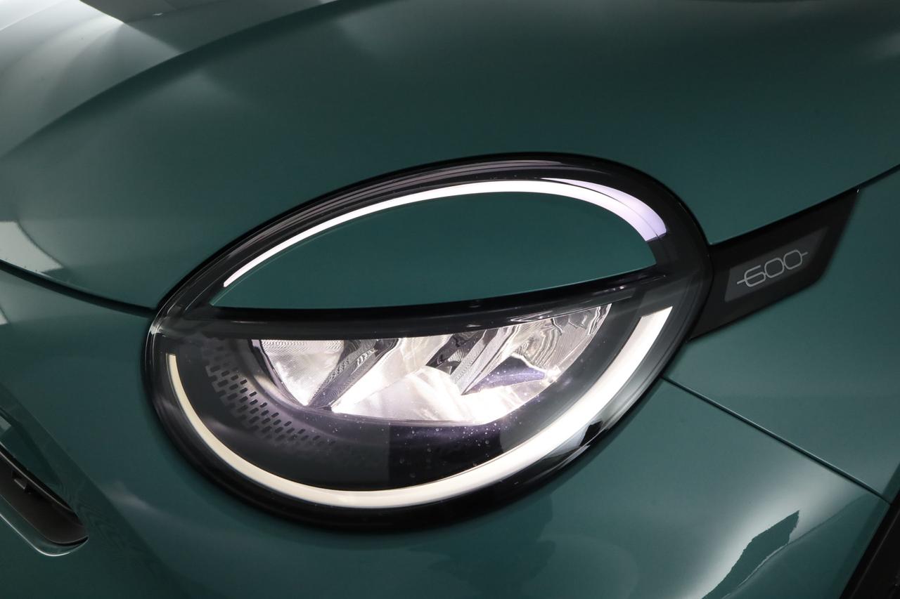 FIAT 600 (2023-->) 600 Hybrid 110 CV DCT MHEV La Prima