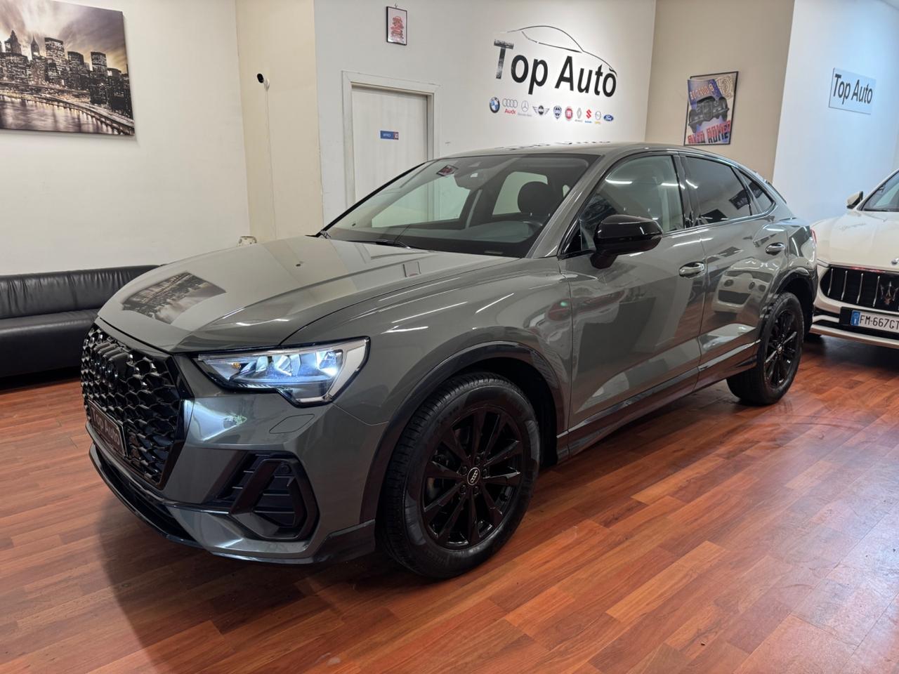 AUDI Q3 SPB 35 TDI S TRONIC IDENTITY BLACK