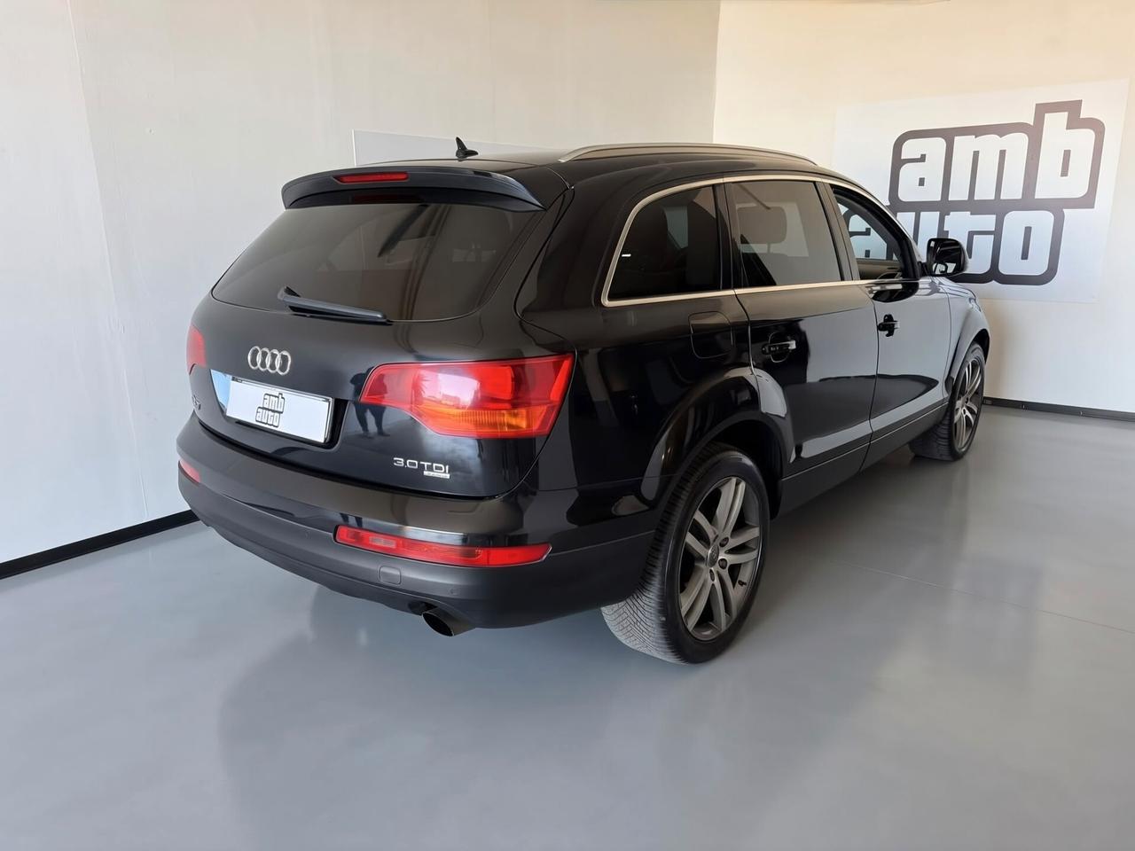 Audi Q7 3.0 V6 TDI 233CV quattro 7 Posti