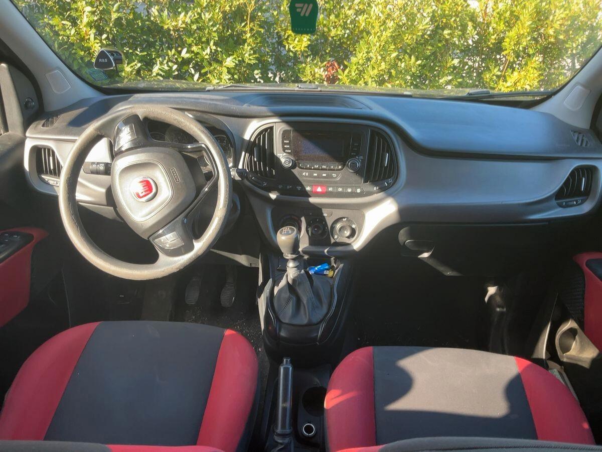 Fiat Doblo Doblò 1.4 16V Easy 7 POSTI