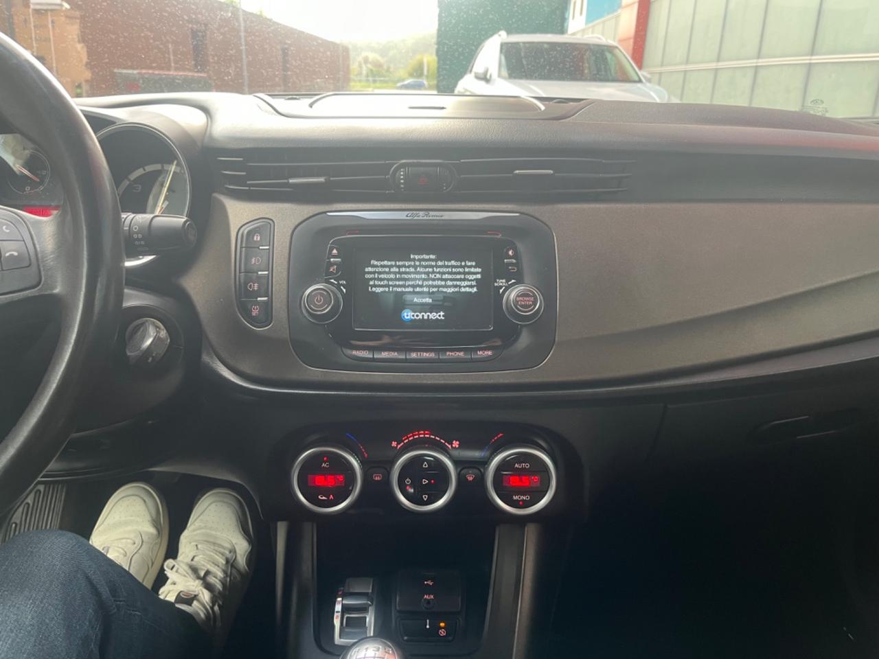 Alfa Romeo Giulietta 1.6 JTDm-2 105 CV Distinctive