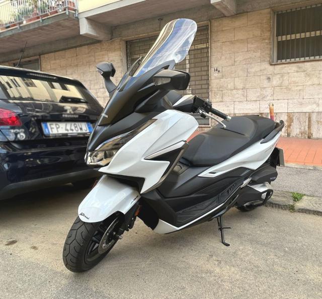 HONDA Forza 350