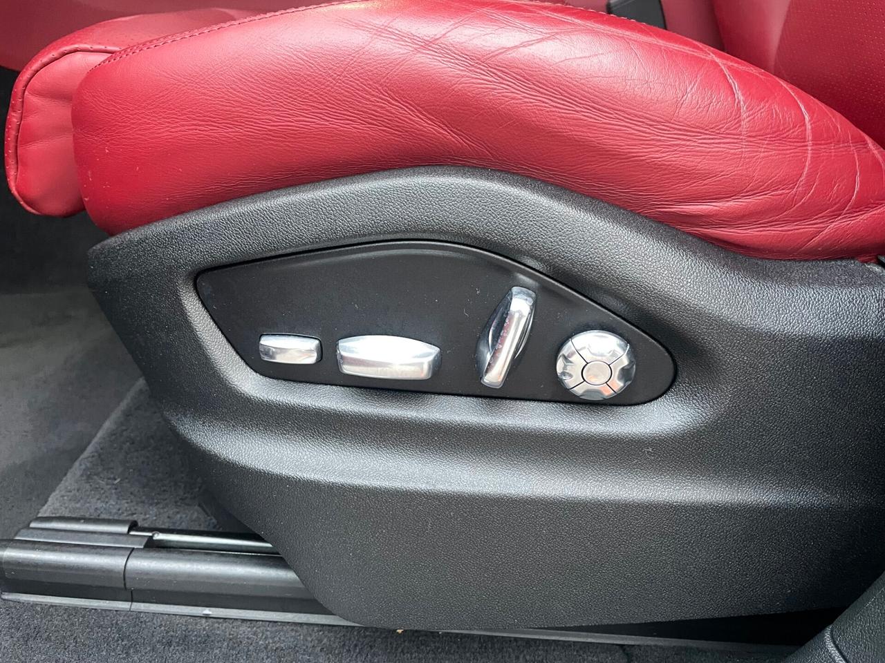 Porsche Cayenne 3.0 V6 E-Hybrid