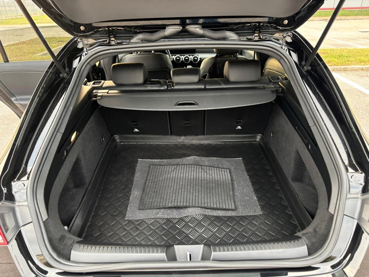 Mercedes-benz CLA 180 d Automatic Shooting Brake Sport