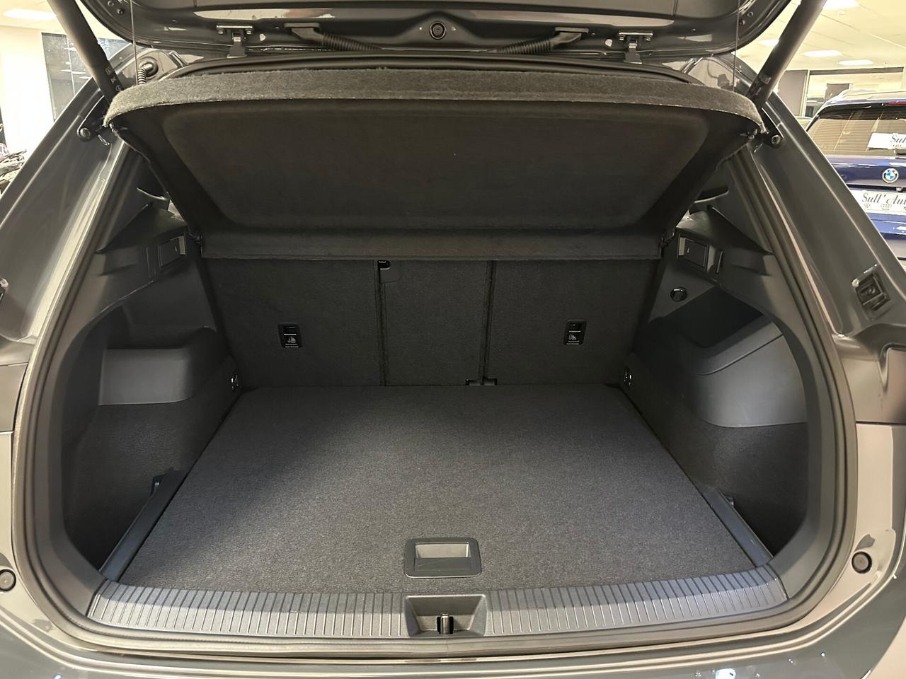 Volkswagen Tiguan 2.0 TDI 193 CV DSG 4MOTION R-Line - 2025