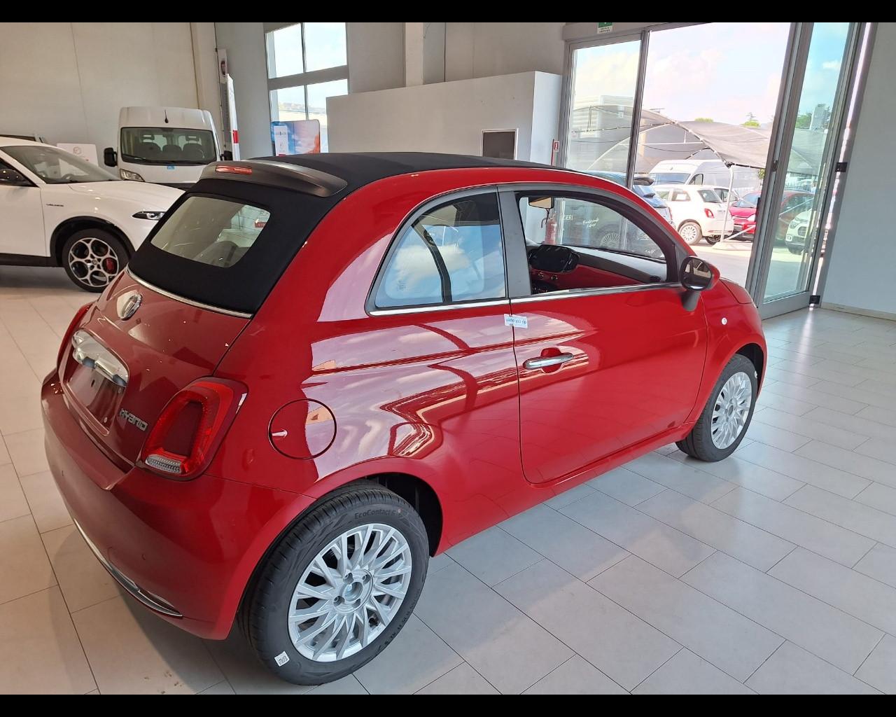 FIAT 500 (2015-->) - 500 C 1.0 Hybrid Dolcevita