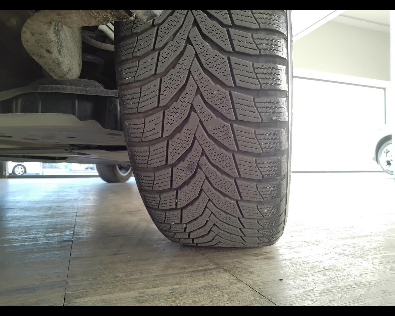 VOLVO XC40 - XC40 2.0 d3 Momentum Pro auto my21