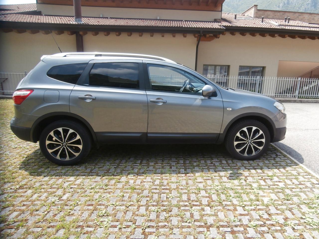 Nissan Qashqai 2 1.5 dCi DPF Tekna 7posti