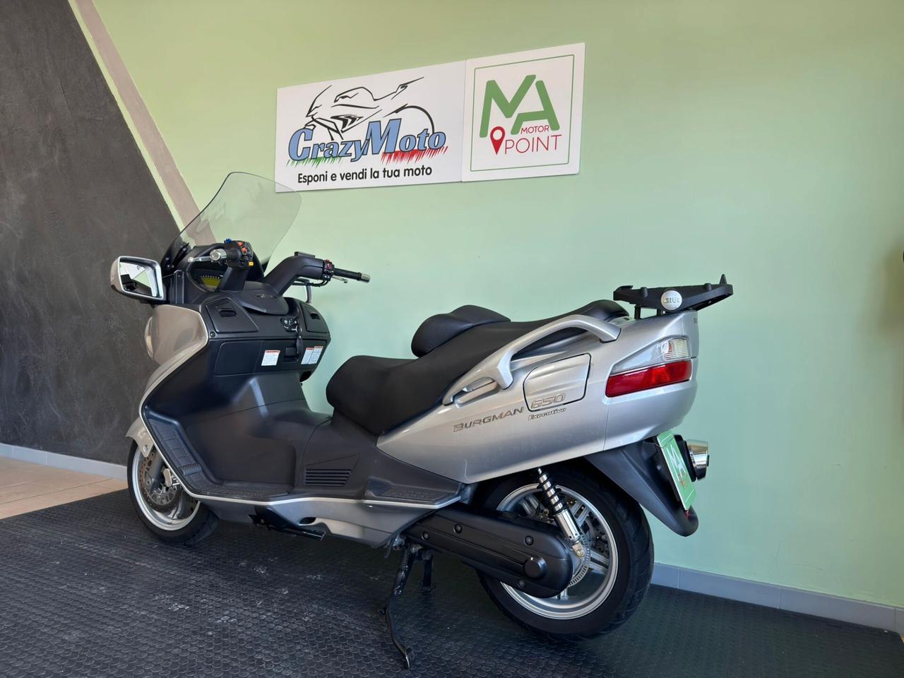 Suzuki Burgman AN 650 EXECUTIVE