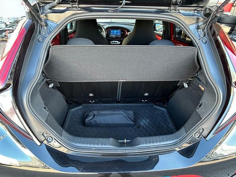 Toyota Aygo X Aygo X 1.0 VVT-i 72 CV 5 porte Lounge