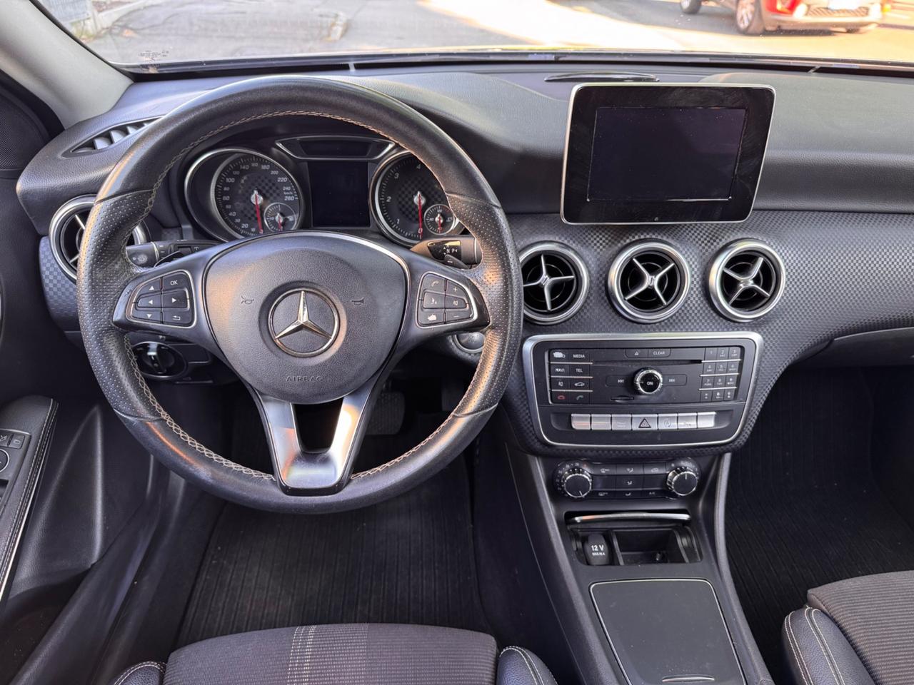 Mercedes-benz A 180 d Automatic garanzia 12 mesi