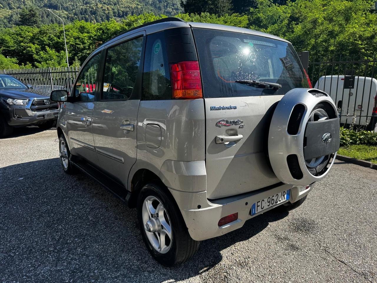 Mahindra Quanto C8 2.2 4WD N1