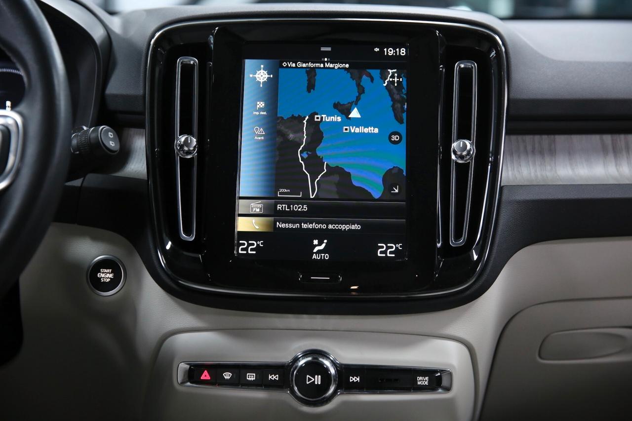 Volvo XC40 T5 Recharge Plug-in Hybrid Inscription auto