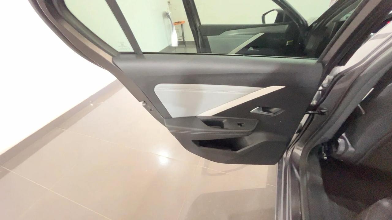 Opel Astra 1.2 Turbo 130 CV Business Elegance