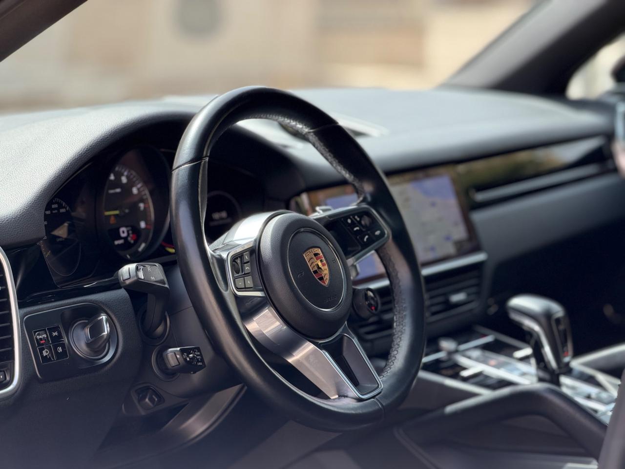 Porsche Cayenne COUPE 3.0 V6 462 CV E-HYBRID