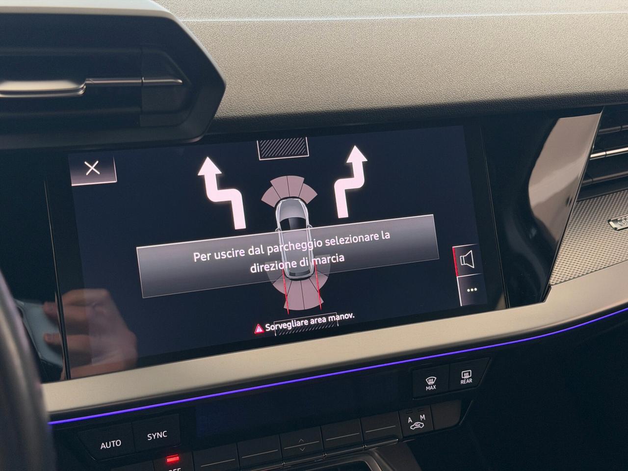 AUDI A3 S-Tronic S-Line 1.0cc 110Cv Automatica