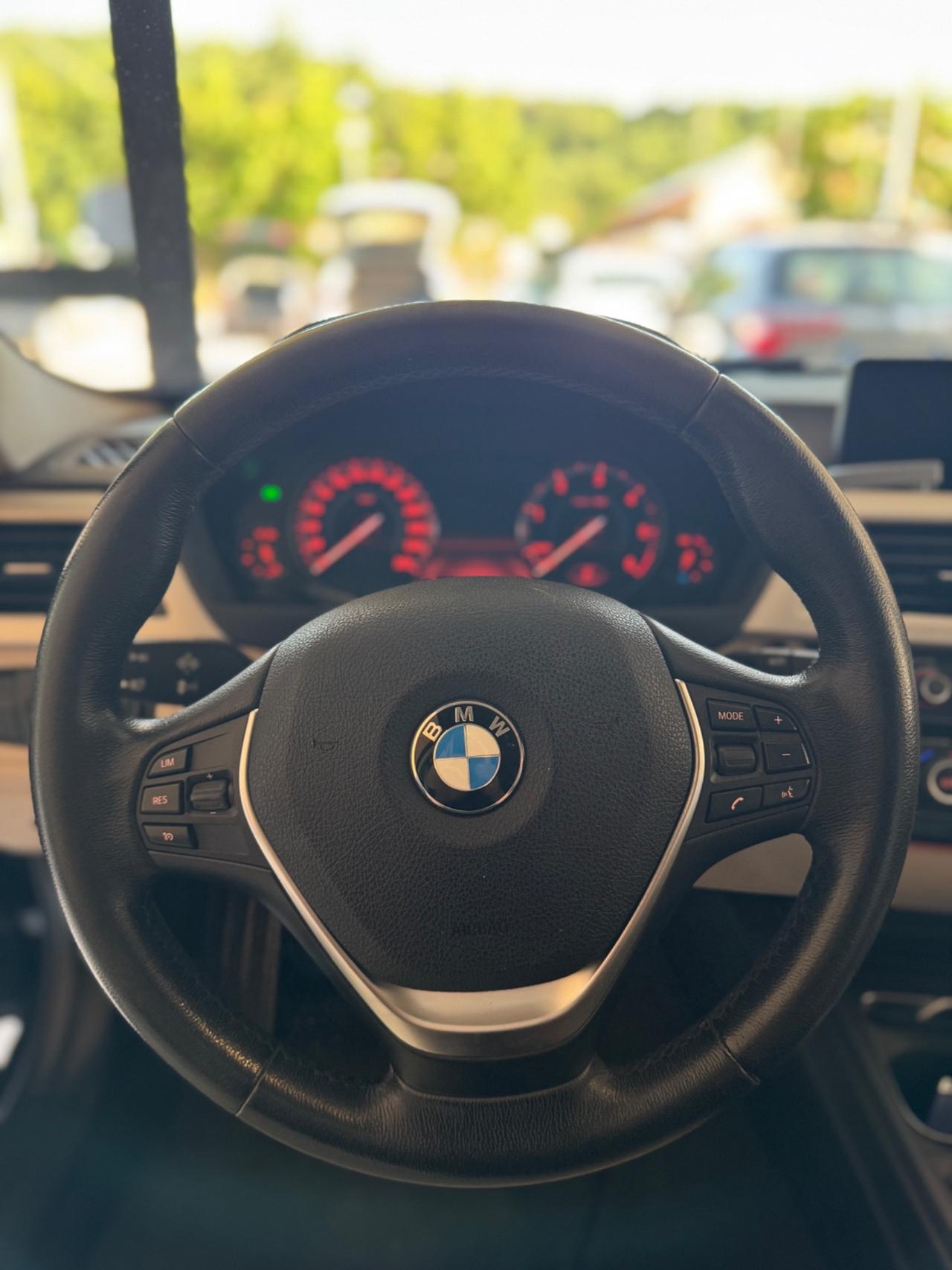 Bmw 320 320d xDrive Touring Msport