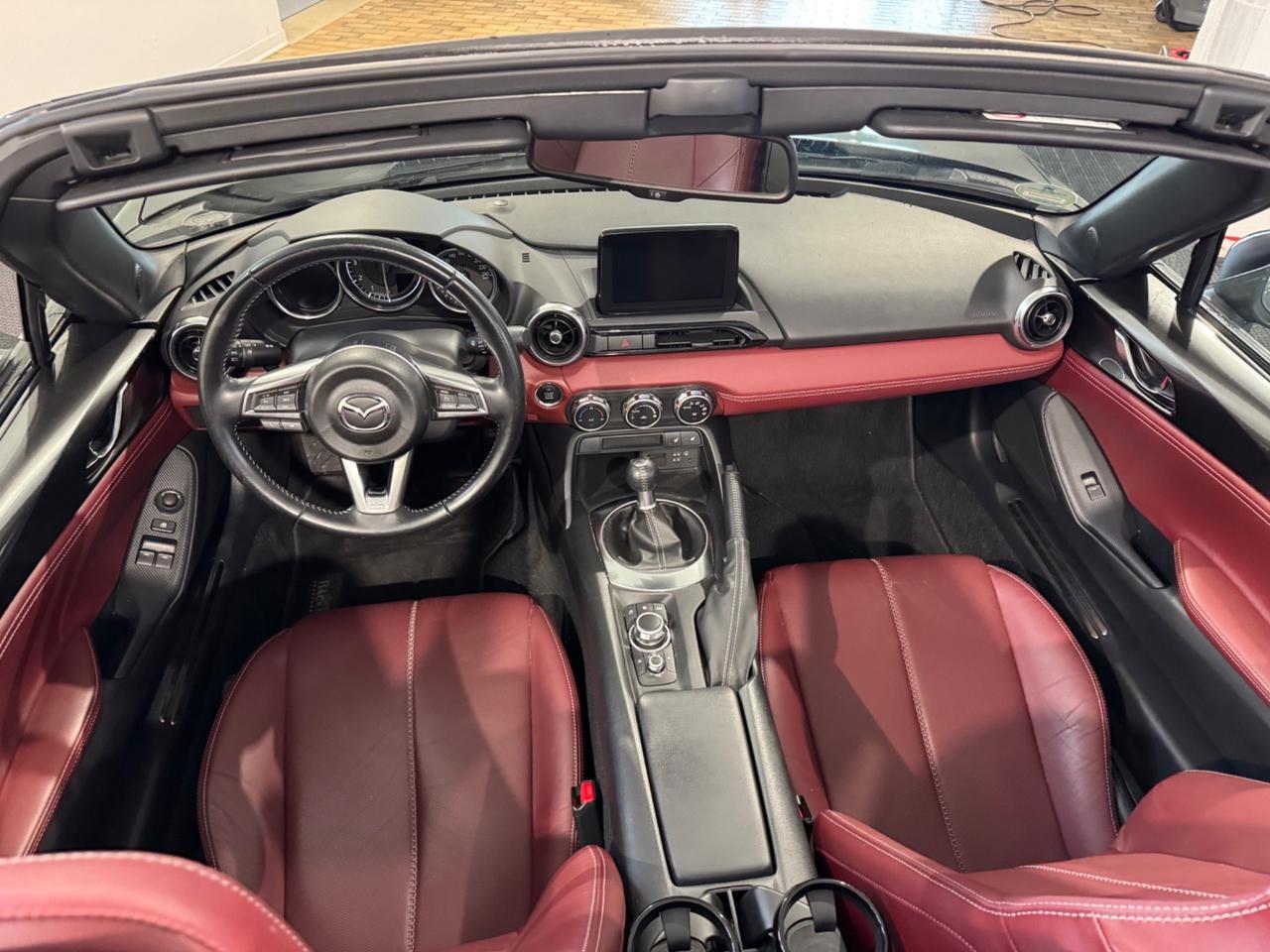 Mazda MX-5 1.5L Skyactiv-G 1 PROPRIETARIO