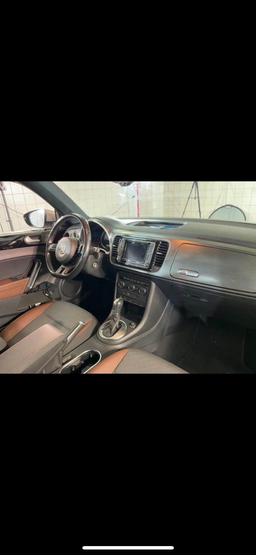 Volkswagen Maggiolino Cabrio 1.2 TSI Design BlueMotion Technology