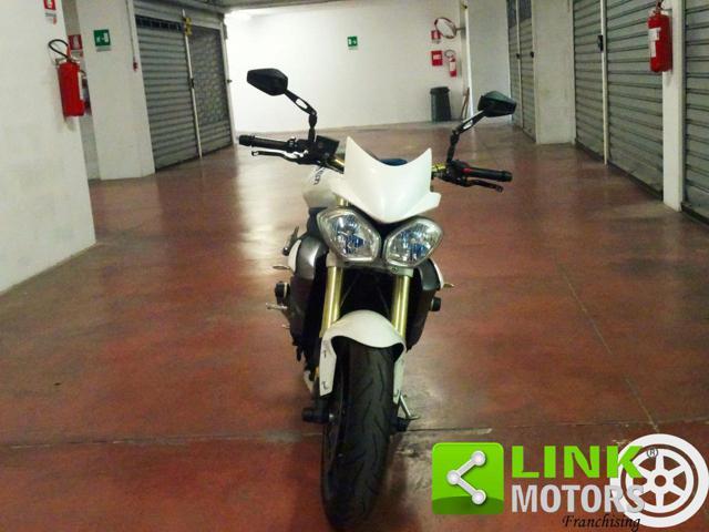 TRIUMPH Street Triple 675 Street triple 675