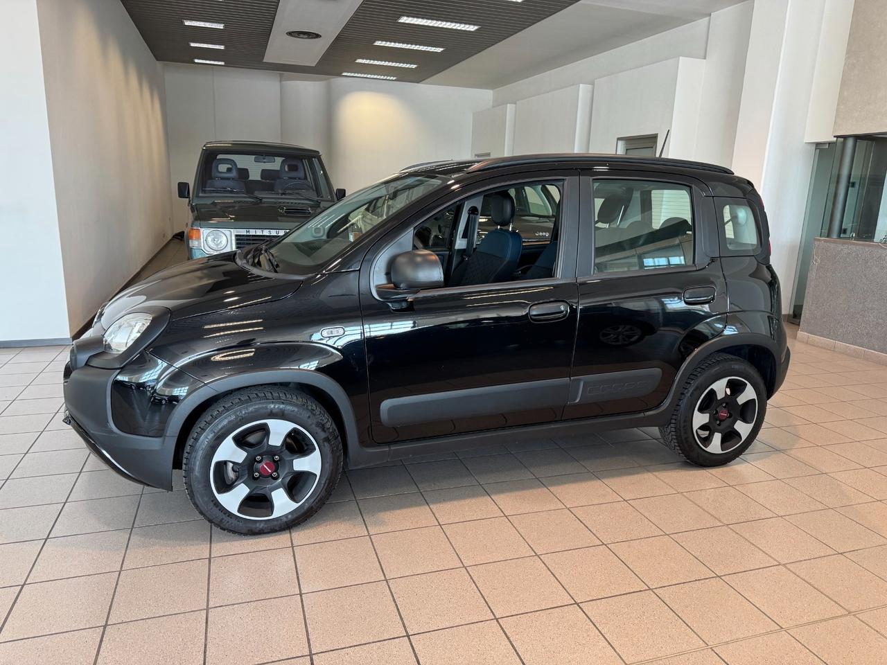Fiat Panda 1.0 hybrid City Cross s&s 70cv