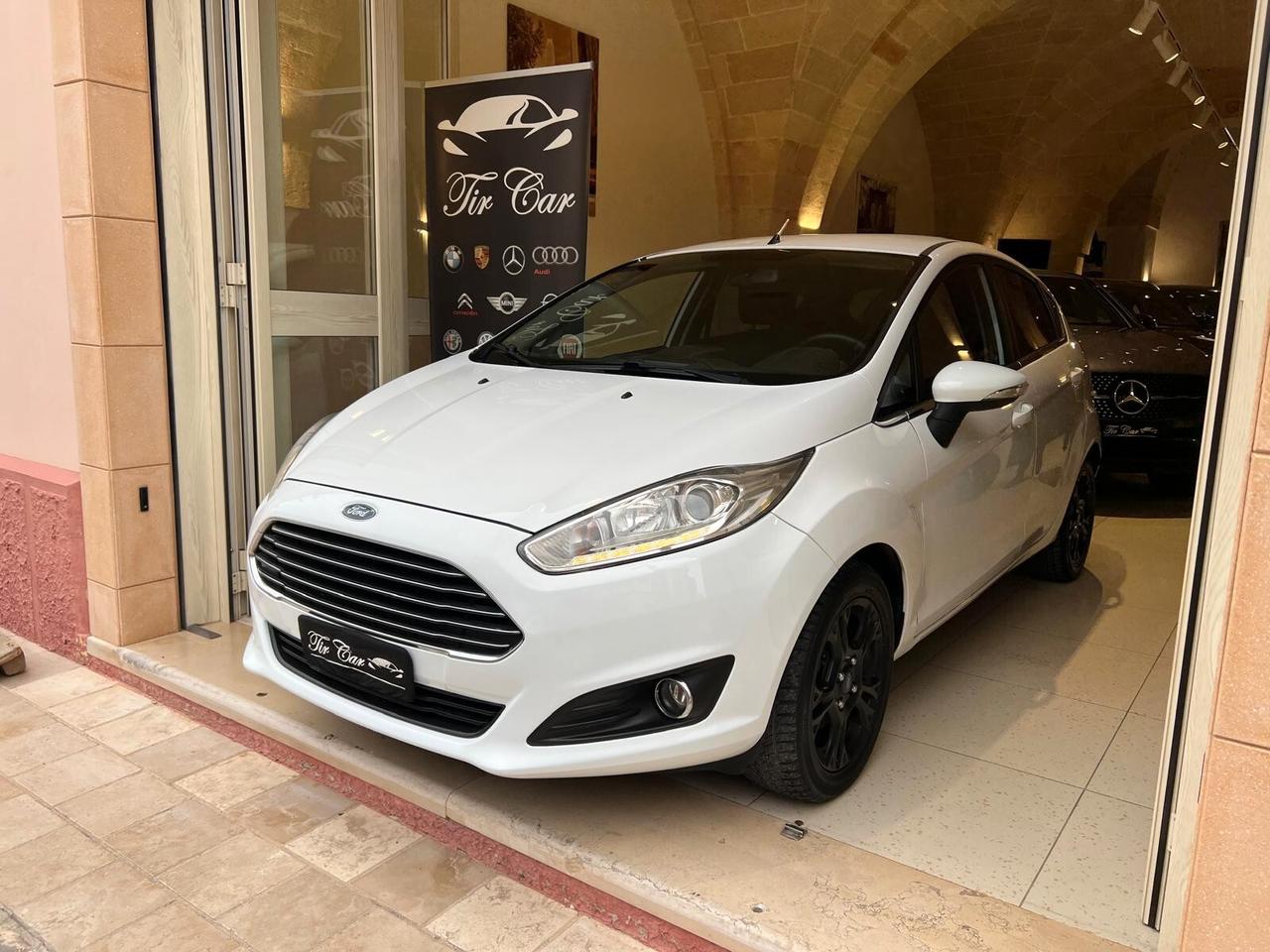 FORD FIESTA TITANIUM 1.5 TDCI 75CV OK NEOPATENTATO NAVI ANNO 2017