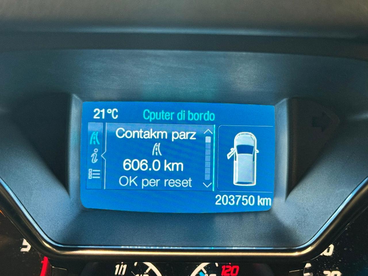 Ford Tourneo Connect 1.6 TDCi 115 CV Titanium