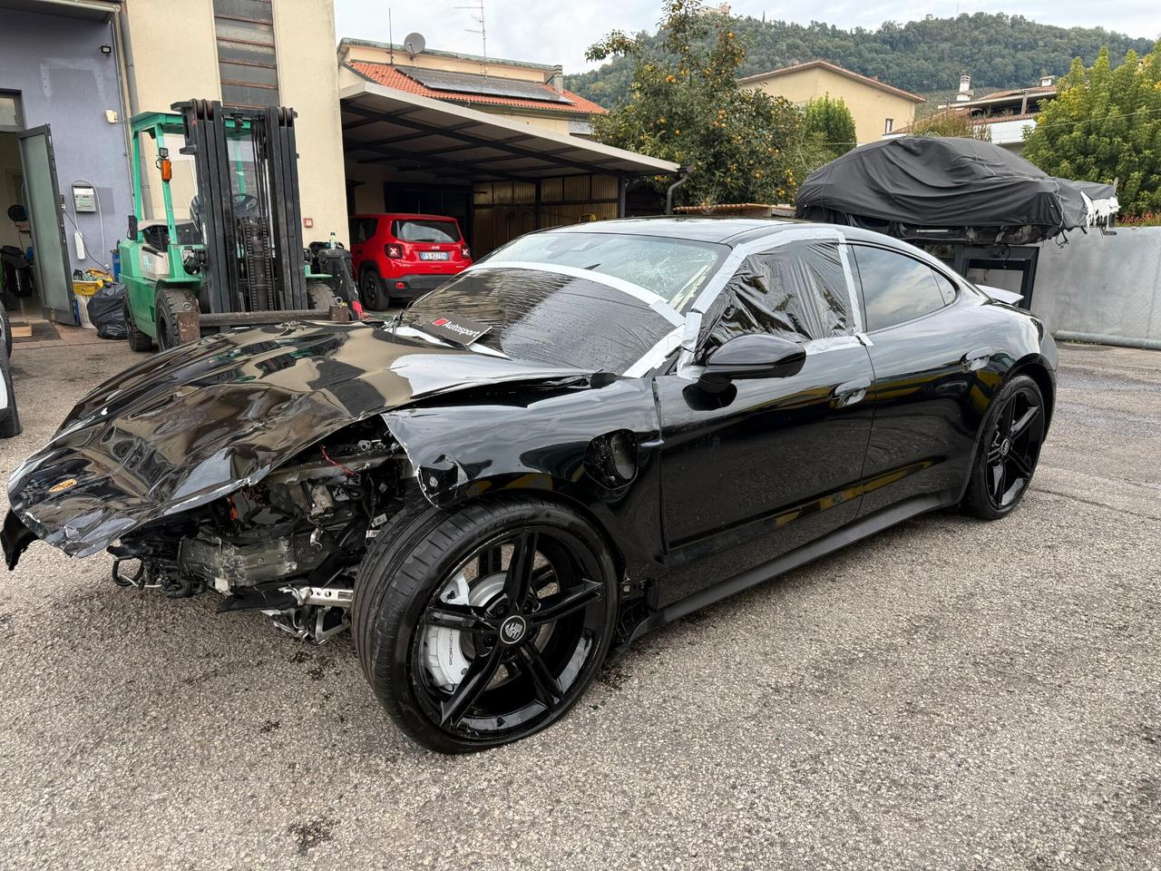 Porsche Taycan 4S Performance 489 CV ! INCIDENTATA NO START