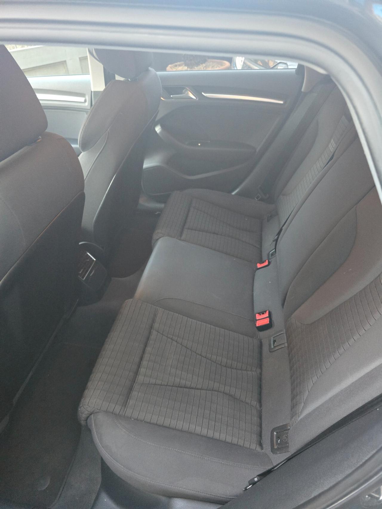 Audi A3 SPB 1.6 TDI 116 CV Sport S-line