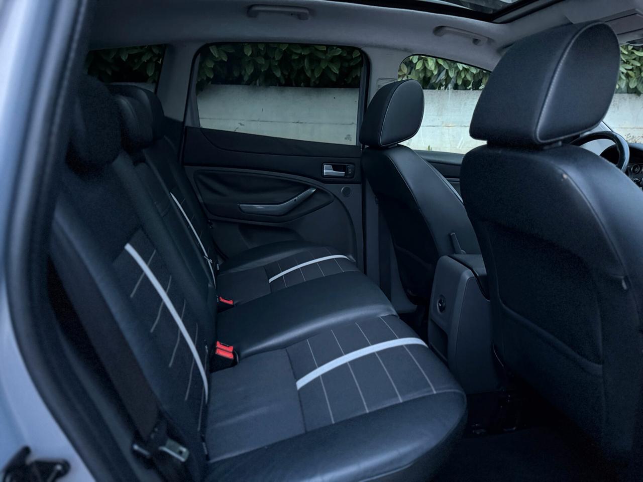 Ford Kuga 2.0 TDCi 163 CV 4WD Titanium.